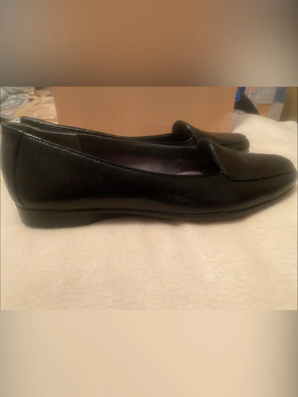 AEROSOLES Black Leather Slip-On Loafers